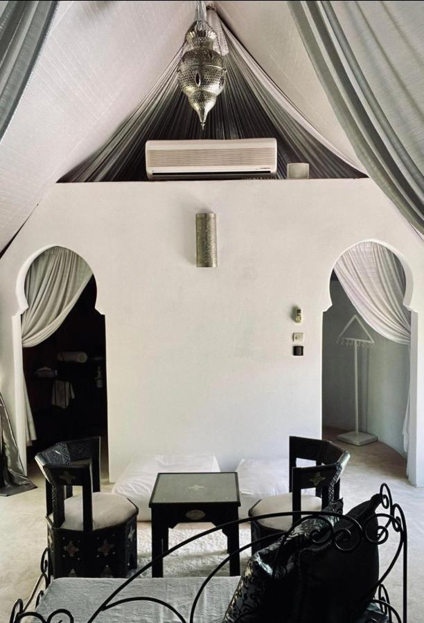 Les Jardins D Isis Otel Marakeş Dış mekan fotoğraf